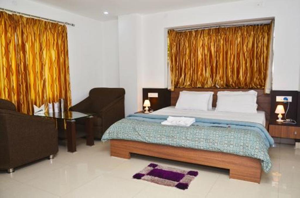 Hotel Amaravati Siliguri Chambre photo